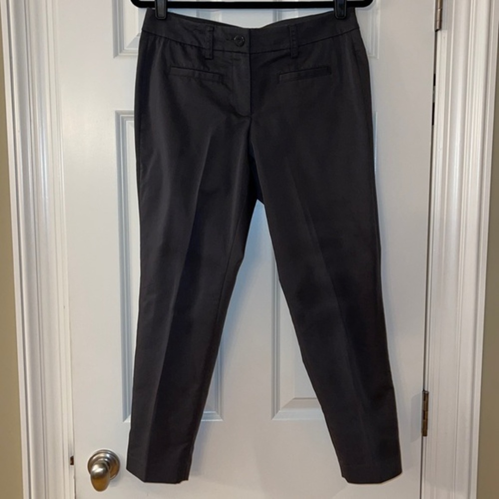 CAbi Work-It gray ankle pant in EUC - size 6